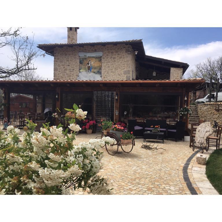 Agriturismo Le Faeta Арпино Экстерьер фото