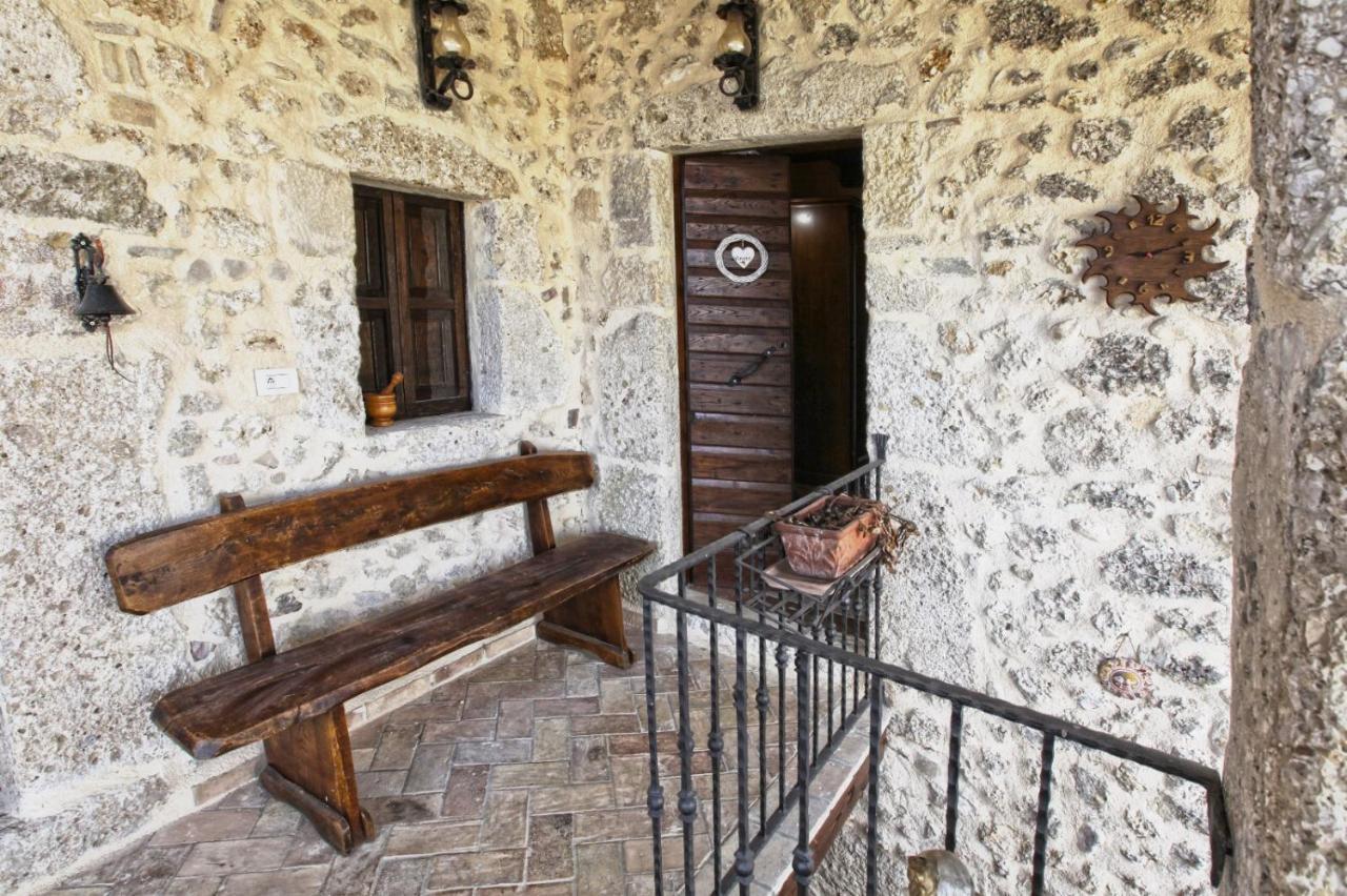 Agriturismo Le Faeta Арпино Экстерьер фото